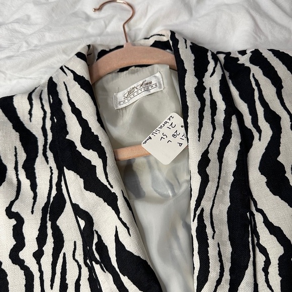 Lili Ann blazer - Picture 3 of 4